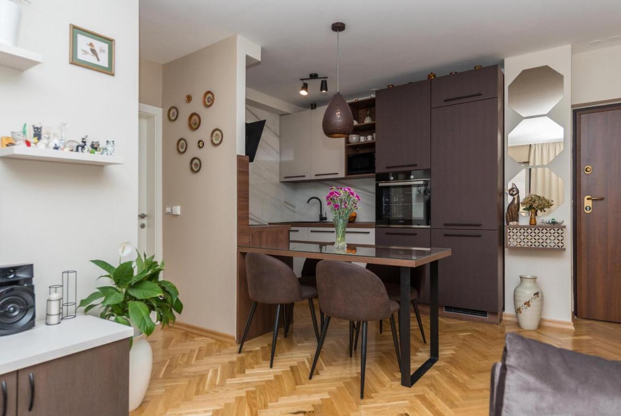 Chic Apartment Zoja Near Beach With Free Parking Makarska Bagian luar foto